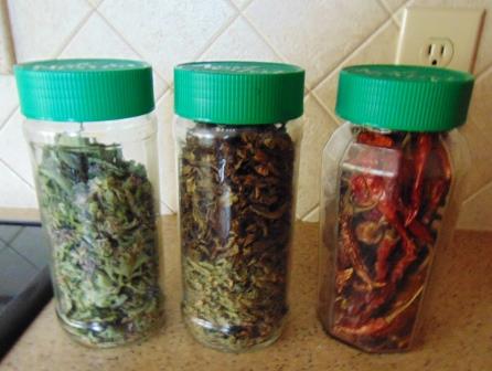 anise-hyssop-basil-red-pepper-jars-compressed